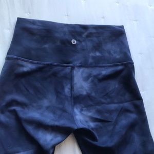 Lululemon Wunder Train HR Size 6 Diamond Dye Shade Naval Blue